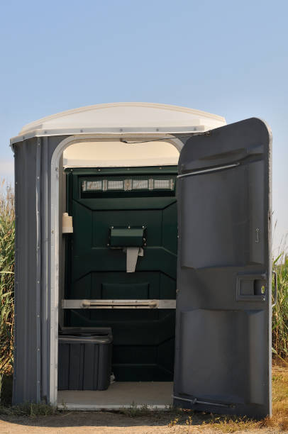 Best Luxury portable toilet rental  in San Dimas, CA